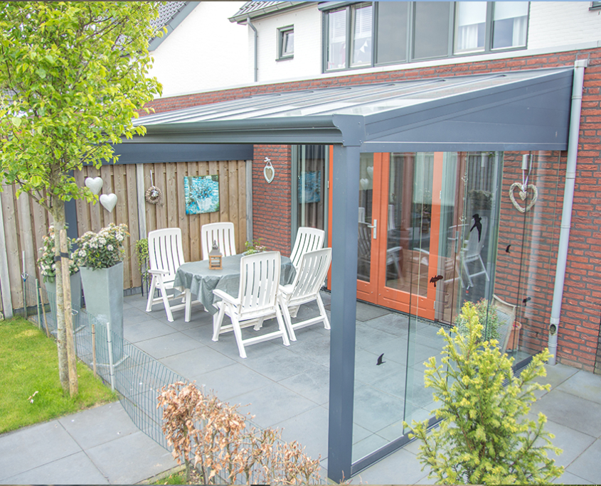 Overkapping met glas